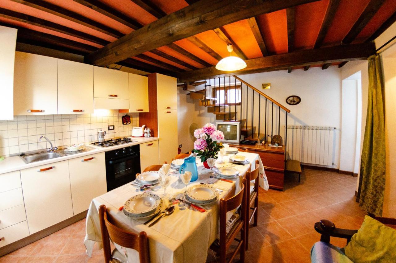 Podere Di Mero Casolare Buti エクステリア 写真